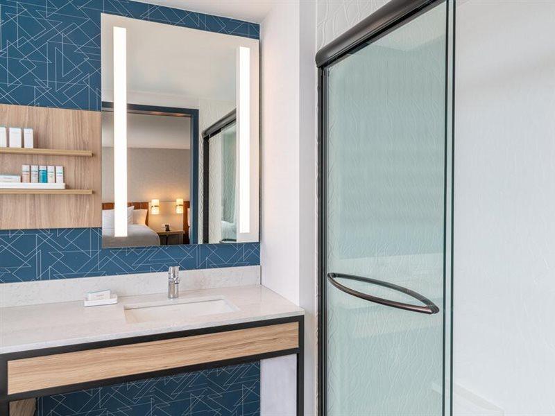 Hilton Garden Inn Flint Downtown Eksteriør bilde