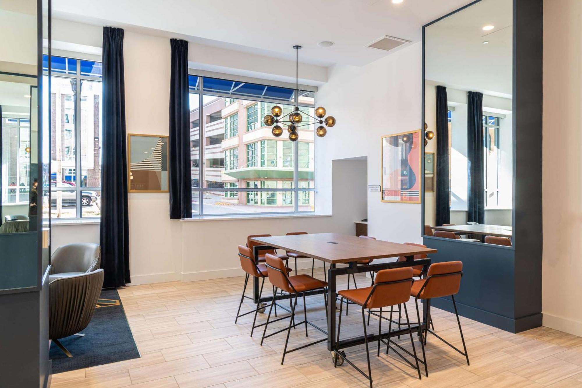 Hilton Garden Inn Flint Downtown Eksteriør bilde