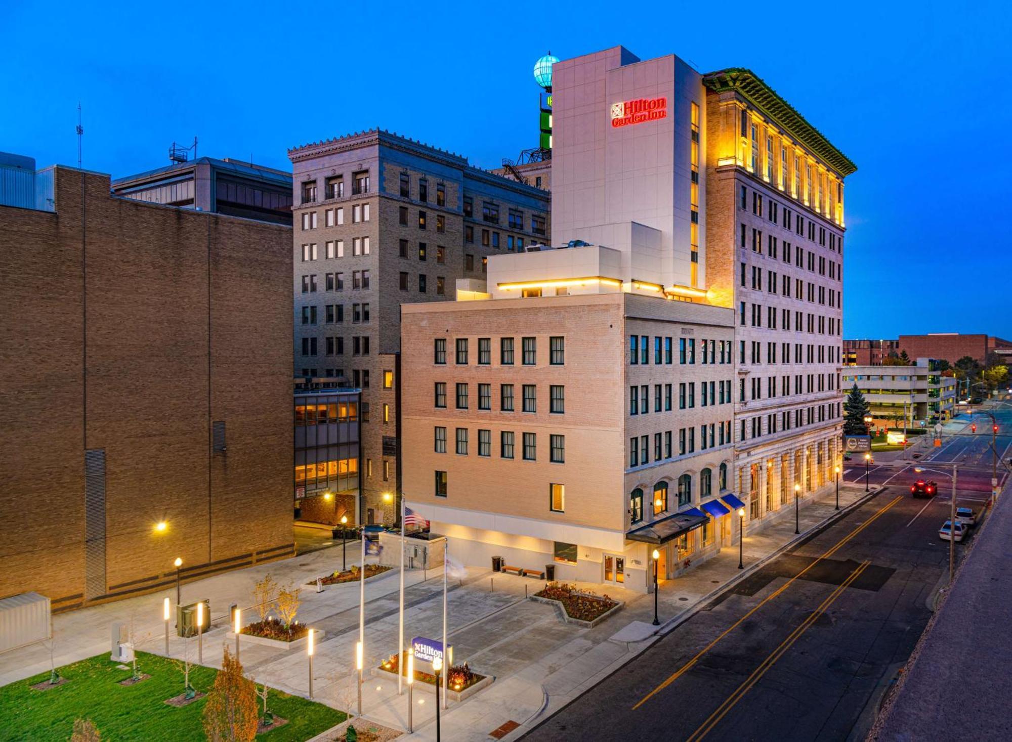 Hilton Garden Inn Flint Downtown Eksteriør bilde