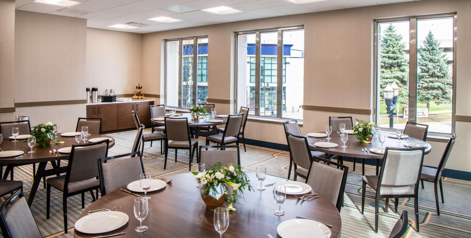 Hilton Garden Inn Flint Downtown Eksteriør bilde